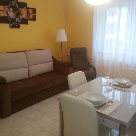Szinva Apartman Miskolc Exteriör bild