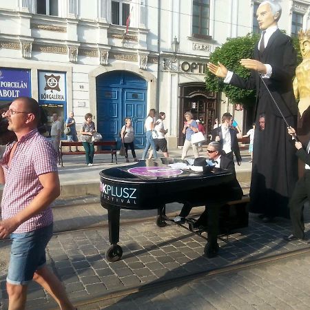 Szinva Apartman Miskolc Exteriör bild